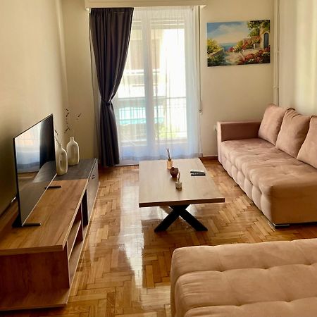 Spacious Apartment Near Panormou Metro Athen Eksteriør bilde