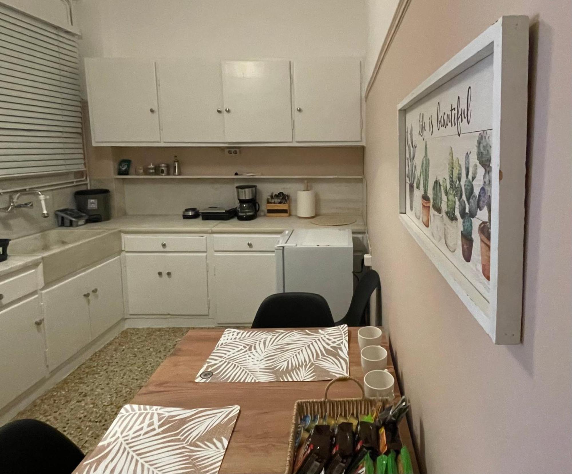 Spacious Apartment Near Panormou Metro Athen Eksteriør bilde