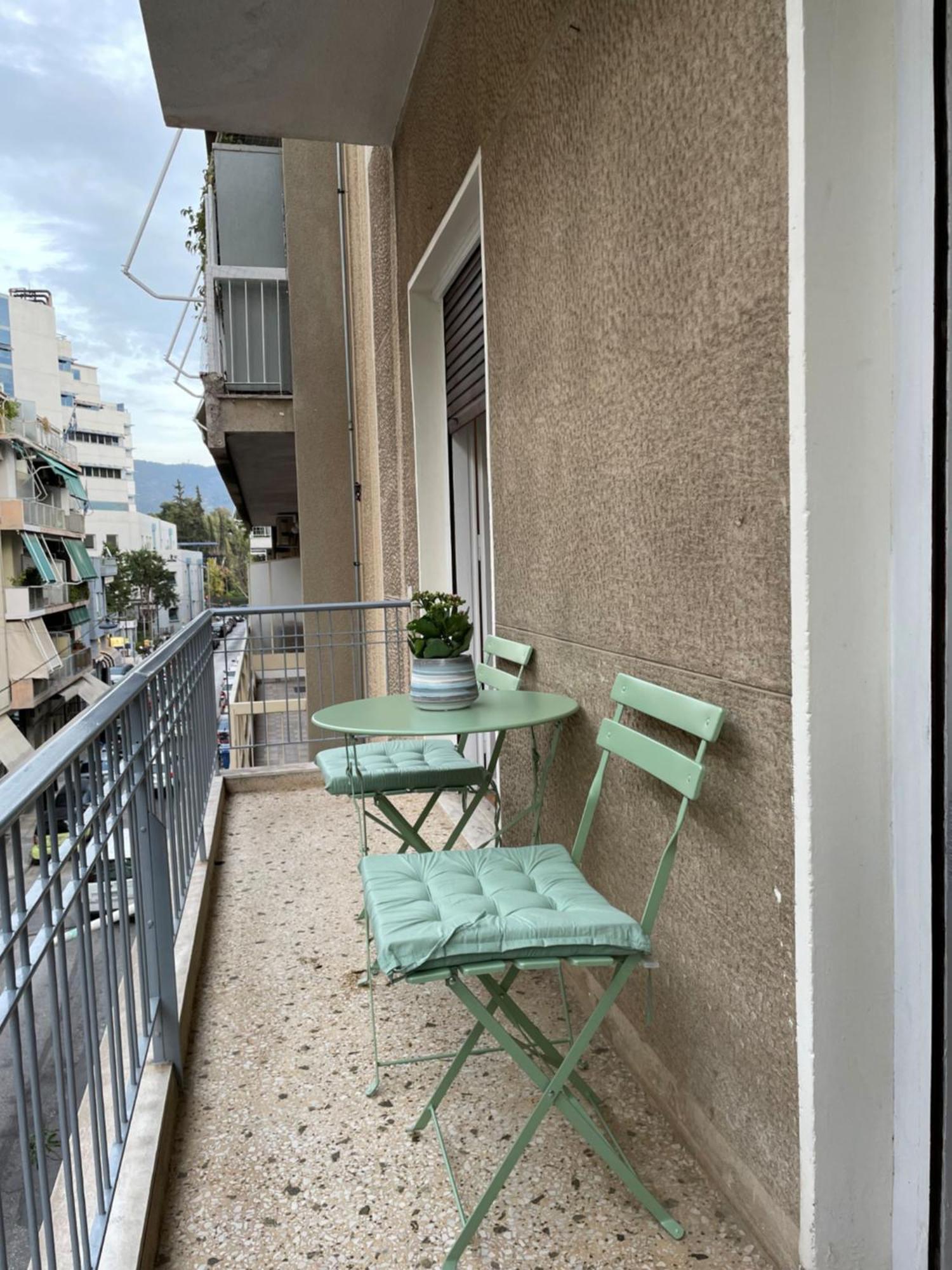 Spacious Apartment Near Panormou Metro Athen Eksteriør bilde